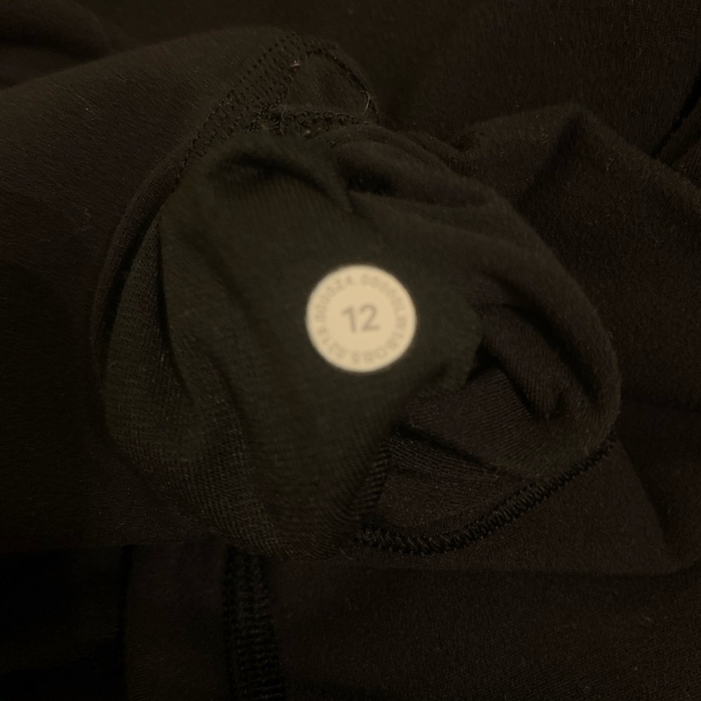 Lululemon ‘Align Pant’ Legging 28" Size 12 - Picture 9 of 9
